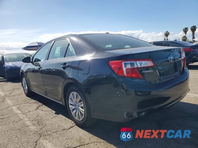 Drugie zdjęcie samochodu z przodu: 2013 TOYOTA CAMRY LE VIN:4T4BF1FK7DR305324 - miniatura