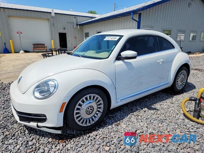 2013 VOLKSWAGEN BEETLE 3VWJL7AT2DM683509 - główne zdjęcie licytacji z USA - miniatura