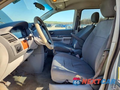 Zdjęcie 7 z 13 samochodu: 2008 CHRYSLER TOWN & COUNTRY LX VIN:2A8HR44H48R128168 - miniatura