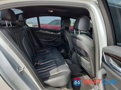 Zdjęcie 10 z 13 samochodu: 2017 BMW 540 XI VIN:WBAJE7C38HG890980 - miniatura