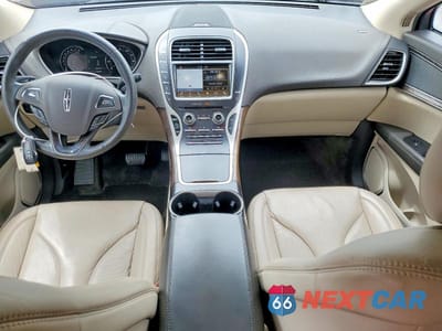 Zdjęcie 8 z 13 samochodu: 2017 LINCOLN MKX SELECT VIN:2LMPJ6KP0HBL12807 - miniatura