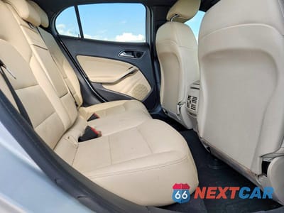 Zdjęcie 11 z 14 samochodu: 2020 MERCEDES-BENZ GLA 250 4MATIC VIN:WDCTG4GB8LU025095 - miniatura