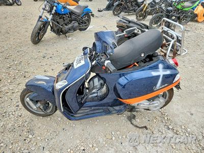 Trzecie zdjęcie samochodu z tyłu: 2011 VESPA LX 50 VIN:ZAPC386B7B5300182 - miniatura