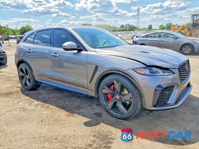 Czwarte zdjęcie samochodu z boku: 2022 JAGUAR F-PACE SVR VIN:SADCZ2EE9NA700690 - miniatura