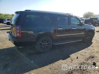 Trzecie zdjęcie samochodu z tyłu: 2010 GMC YUKON XL DENALI VIN:1GKUKMEF6AR201189 - miniatura