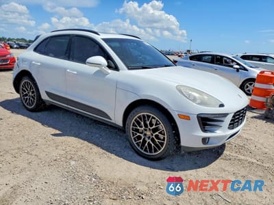 Czwarte zdjęcie samochodu z boku: 2015 PORSCHE MACAN S VIN:WP1AB2A52FLB43431 - miniatura