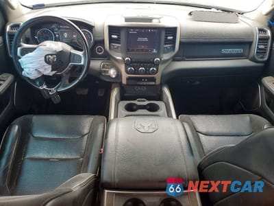 Zdjęcie 8 z 12 samochodu: 2022 RAM 1500 LARAMIE VIN:1C6SRFJTXNN208995 - miniatura