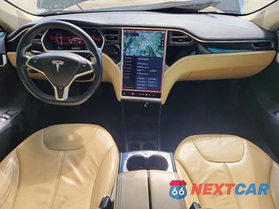 Zdjęcie 8 z 11 samochodu: 2013 TESLA MODEL S VIN:5YJSA1DN9DFP07929 - miniatura