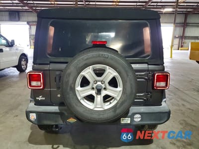 Zdjęcie 6 z 12 samochodu: 2018 JEEP WRANGLER UNLIMITED SPORT VIN:1C4HJXDGXJW157789 - miniatura