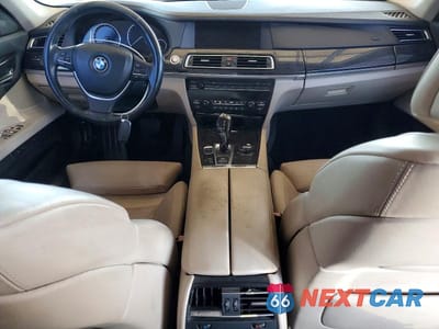 Zdjęcie 8 z 11 samochodu: 2009 BMW 750 LI VIN:WBAKB835X9CY62319 - miniatura