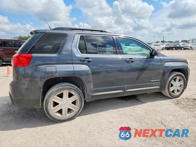Trzecie zdjęcie samochodu z tyłu: 2011 GMC TERRAIN SLT VIN:2CTALUEC5B6369733 - miniatura