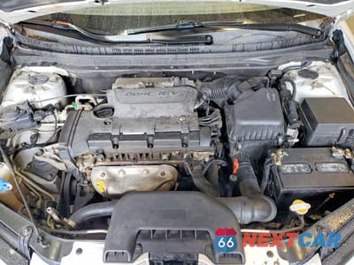 Zdjęcie 11 z 12 samochodu: 2010 HYUNDAI ELANTRA GLS VIN:KMHDU4AD6AU837906 - miniatura