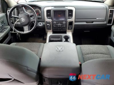 Zdjęcie 8 z 11 samochodu: 2018 RAM 1500 SLT VIN:1C6RR7LM6JS274269 - miniatura