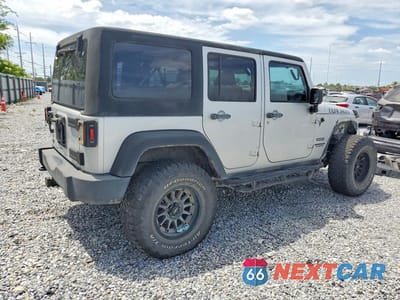 Trzecie zdjęcie samochodu z tyłu: 2011 JEEP WRANGLER UNLIMITED SPORT VIN:1J4BA3H14BL568476 - miniatura