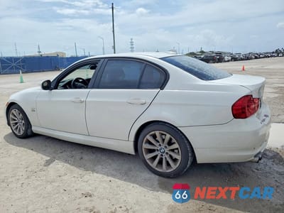 Drugie zdjęcie samochodu z przodu: 2011 BMW 328 XI SULEV VIN:WBAPK5C51BF124112 - miniatura