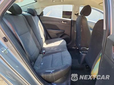 Zdjęcie 10 z 12 samochodu: 2021 HYUNDAI ACCENT SE VIN:3KPC24A65ME147736 - miniatura