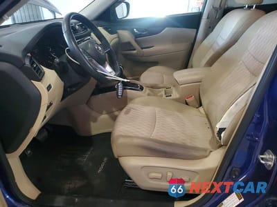 Zdjęcie 7 z 13 samochodu: 2020 NISSAN ROGUE SV VIN:5N1AT2MV9LC794492 - miniatura