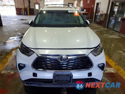 Zdjęcie 12 z 13 samochodu: 2022 TOYOTA HIGHLANDER PLATINUM VIN:5TDFZRBH0NS200808 - miniatura