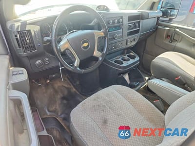 Zdjęcie 8 z 12 samochodu: 2019 CHEVROLET EXPRESS UTILITY / SERVICE TRUCK VIN:1HA0GRFG8KN001435 - miniatura