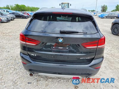 Zdjęcie 6 z 14 samochodu: 2021 BMW X1 XDRIVE28I VIN:WBXJG9C02M3M78525 - miniatura