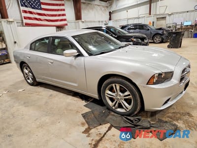 Czwarte zdjęcie samochodu z boku: 2012 DODGE CHARGER SXT VIN:2C3CDXJGXCH288264 - miniatura