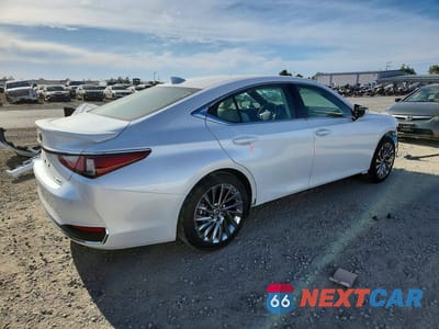 Trzecie zdjęcie samochodu z tyłu: 2024 LEXUS ES 300H LUXURY VIN:58AEA1C18RU052340 - miniatura