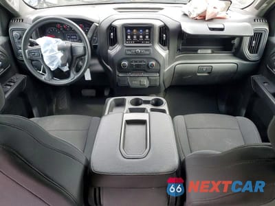 Zdjęcie 8 z 12 samochodu: 2021 CHEVROLET SILVERADO K1500 TRAIL BOSS CUSTOM VIN:1GCPYCEH3MZ433384 - miniatura