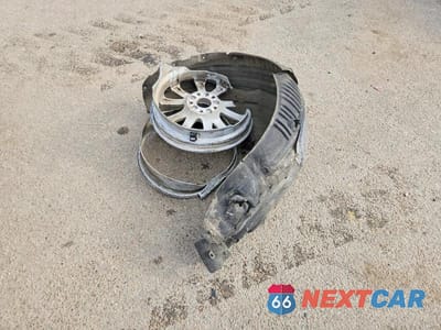 Zdjęcie 12 z 12 samochodu: 2017 MERCEDES-BENZ E 300 4MATIC VIN:WDDZF4KB3HA154144 - miniatura