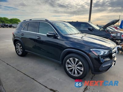 Czwarte zdjęcie samochodu z boku: 2020 MERCEDES-BENZ GLE 450 4MATIC VIN:4JGFB5KB7LA022393 - miniatura
