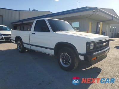 Czwarte zdjęcie samochodu z boku: 1993 CHEVROLET S TRUCK S10 VIN:1GCCS14Z0P0192441 - miniatura