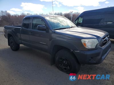Czwarte zdjęcie samochodu z boku: 2015 TOYOTA TACOMA BASE VIN:5TFUX4EN3FX036287 - miniatura