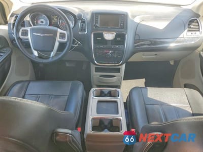 Zdjęcie 8 z 13 samochodu: 2016 CHRYSLER TOWN & COUNTRY TOURING VIN:2C4RC1BG2GR279918 - miniatura