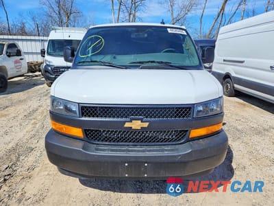 Piąte zdjęcie samochodu w środku: 2025 CHEVROLET EXPRESS 2500 CARGO UTILITY / SERVICE VAN VIN:1GCWGAF74S1268062 - miniatura