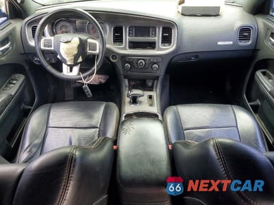 Zdjęcie 8 z 12 samochodu: 2012 DODGE CHARGER SE VIN:2C3CDXBG5CH301808 - miniatura