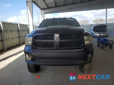 Piąte zdjęcie samochodu w środku: 2016 RAM 1500 ST VIN:1C6RR6KT5GS415019 - miniatura