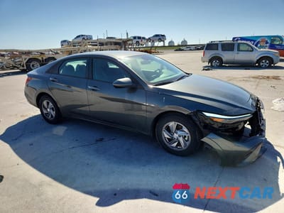 Czwarte zdjęcie samochodu z boku: 2024 HYUNDAI ELANTRA SE VIN:KMHLL4DG2RU823145 - miniatura
