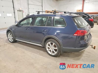 Drugie zdjęcie samochodu z przodu: 2017 VOLKSWAGEN GOLF ALLTRACK S VIN:3VWH17AU8HM538235 - miniatura