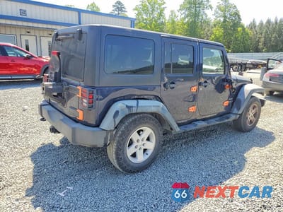 Trzecie zdjęcie samochodu z tyłu: 2013 JEEP WRANGLER UNLIMITED SPORT VIN:1C4BJWDGXDL558393 - miniatura