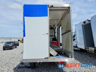 Zdjęcie 6 z 13 samochodu: 2020 FORD TRANSIT DELIVERY TRUCK VIN:1FDBW5Z89LKB36791 - miniatura