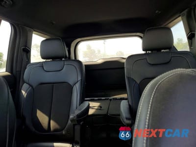 Zdjęcie 10 z 13 samochodu: 2023 JEEP GRAND CHEROKEE L LAREDO VIN:1C4RJKAG0P8842070 - miniatura