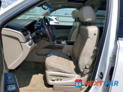 Zdjęcie 7 z 14 samochodu: 2015 GMC YUKON XL DENALI VIN:1GKS2JKJ2FR221882 - miniatura