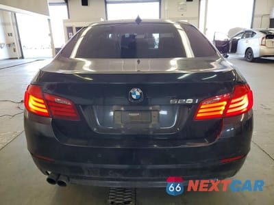 Zdjęcie 6 z 13 samochodu: 2013 BMW 528 I VIN:WBAXG5C56DDY37765 - miniatura