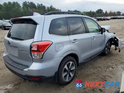 Trzecie zdjęcie samochodu z tyłu: 2017 SUBARU FORESTER 2.5I LIMITED VIN:JF2SJARC1HH515807 - miniatura