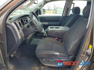 Zdjęcie 7 z 12 samochodu: 2010 TOYOTA TUNDRA DOUBLE CAB SR5 VIN:5TFUM5F10AX013679 - miniatura