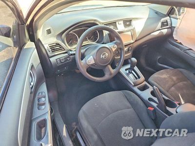 Zdjęcie 8 z 12 samochodu: 2019 NISSAN SENTRA S VIN:3N1AB7AP0KY454490 - miniatura