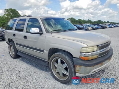 Czwarte zdjęcie samochodu z boku: 2004 CHEVROLET TAHOE C1500 VIN:1GNEC13V54R218678 - miniatura
