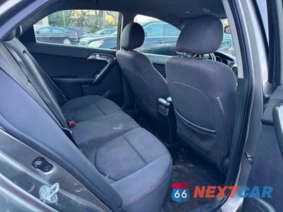 Zdjęcie 6 z 10 samochodu: 2011 KIA FORTE SX VIN:KNAFW4A30B5334170 - miniatura