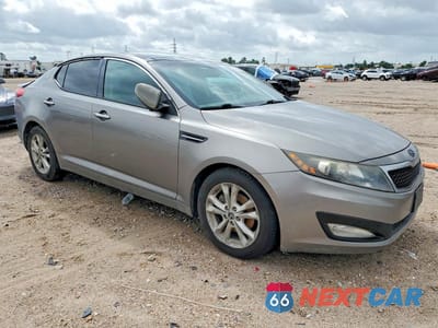 Czwarte zdjęcie samochodu z boku: 2013 KIA OPTIMA EX VIN:5XXGN4A74DG165556 - miniatura