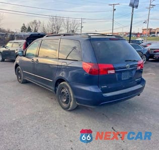 Trzecie zdjęcie samochodu z tyłu: 2005 TOYOTA SIENNA LE 7 PASSENGER VIN:5TDZA23C95S362242 - miniatura
