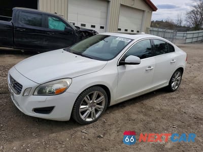 2011 VOLVO S60 T6 YV1902FH2B2010157 - główne zdjęcie licytacji z USA - miniatura